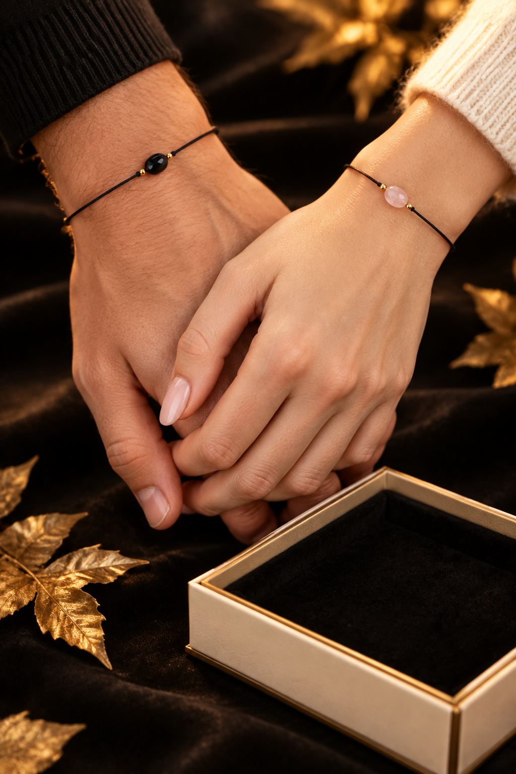 L'ÉTOILE – couple portant des bracelets obsidienne et quartz rose, idée cadeau à deux, DELPHINUS